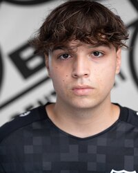 Leon Giaramita